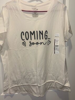 Time and Tru White 'Coming Soon' Maternity Short Sleeve Tee